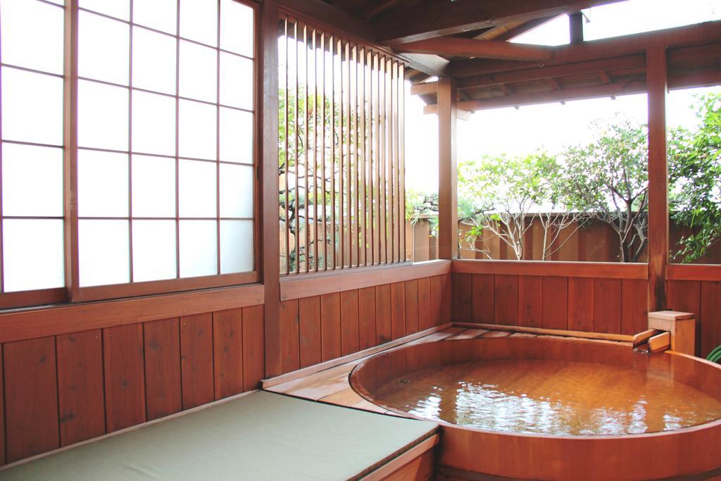 Ajiro Kanko Hotel Atami  Esterno foto