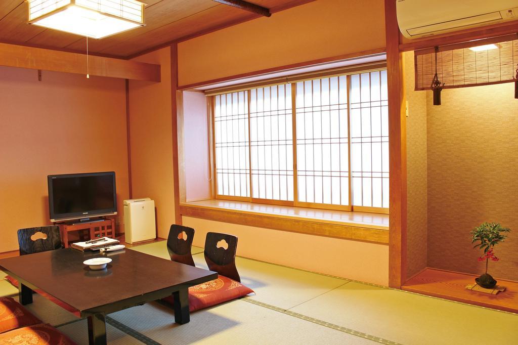 Ajiro Kanko Hotel Atami  Esterno foto